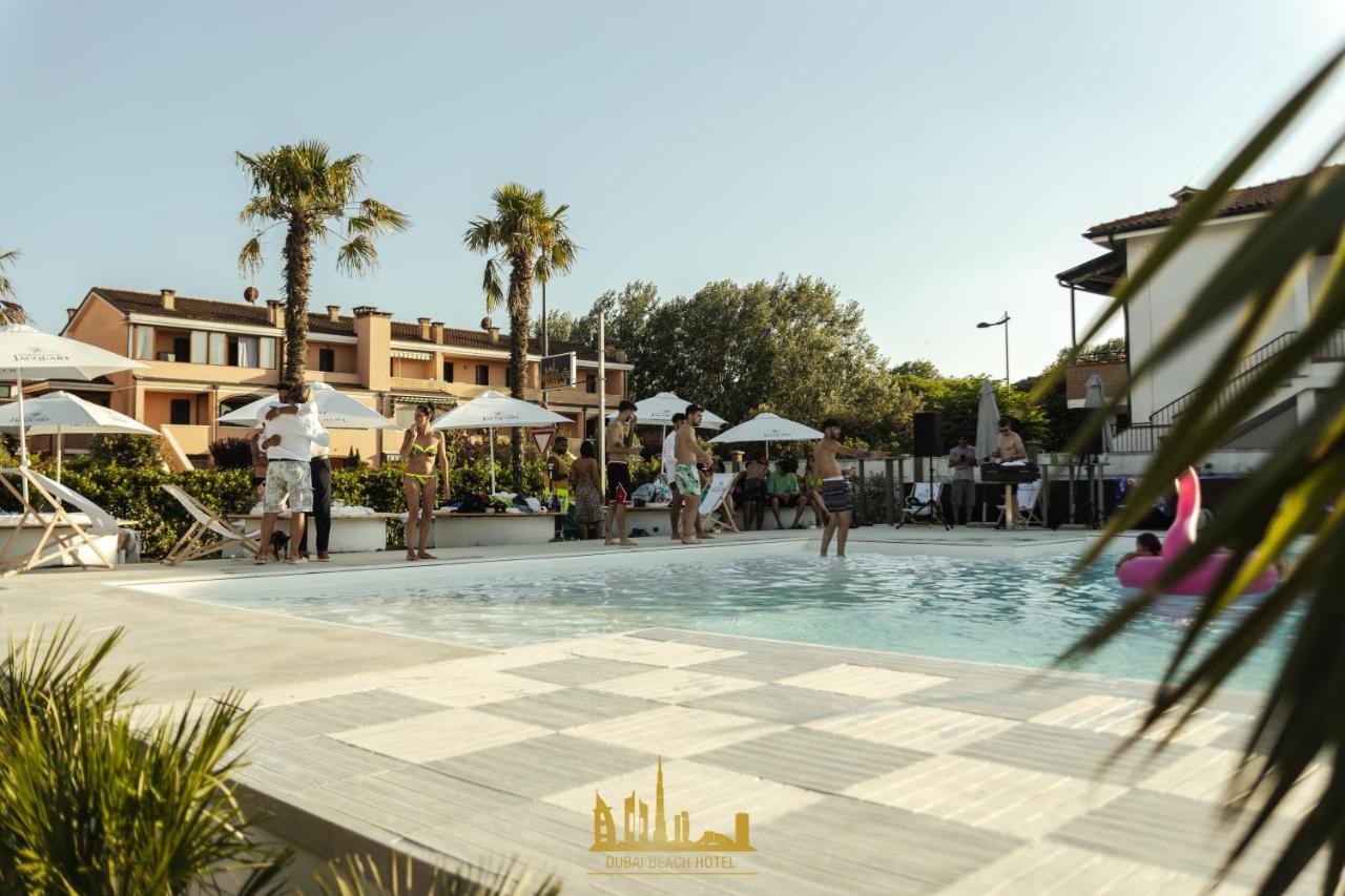 Dubaibeachotel Llido Degli Estensi Esterno foto
