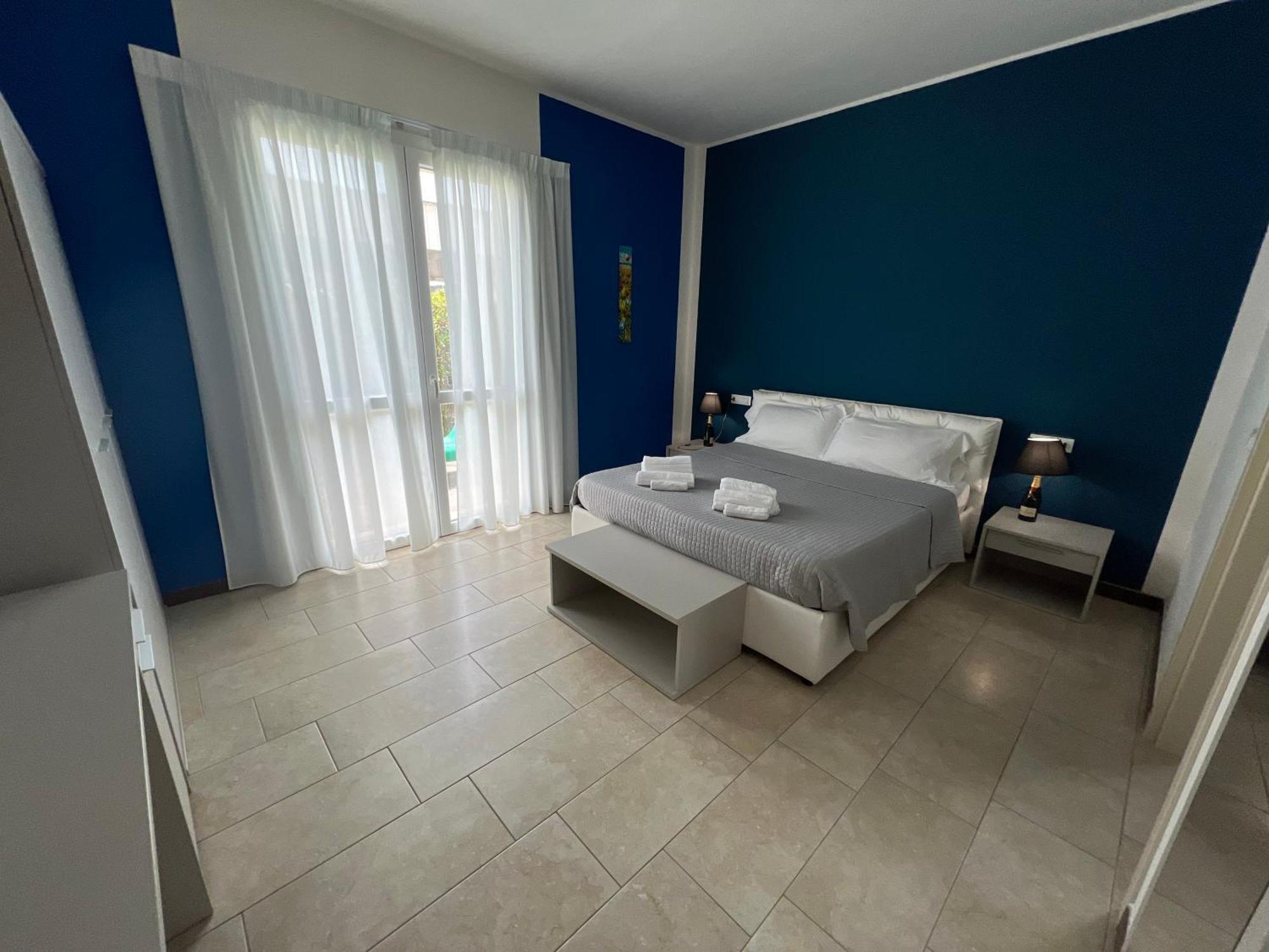 Dubaibeachotel Llido Degli Estensi Esterno foto